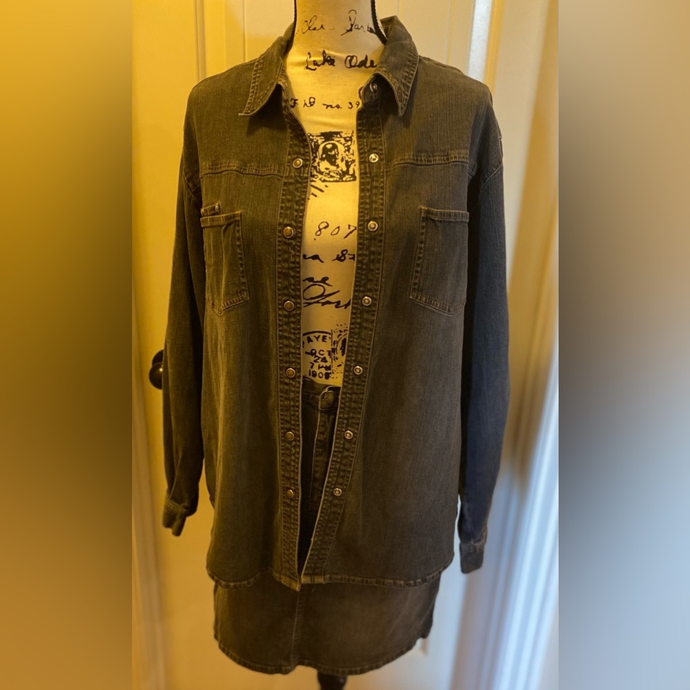 EUC Chico's Black Wash Denim Shirt/Skirt-Chico's Size 3/2